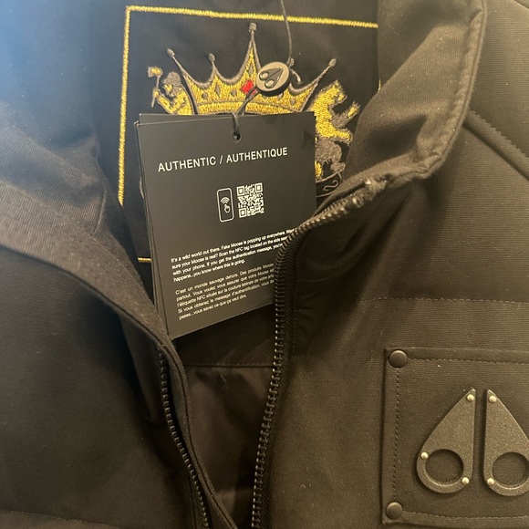 Brand new never worn
 with tag+ receipt +box
I sell because it’s big for me - Picture 4 of 6